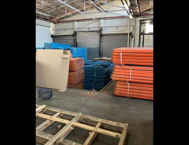 INDUSTRIAL PROPERTY TO RENT IN SIDWELL